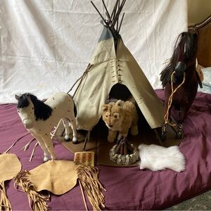American girl Kaya lot teepee, Steps high horse, wolf, and more